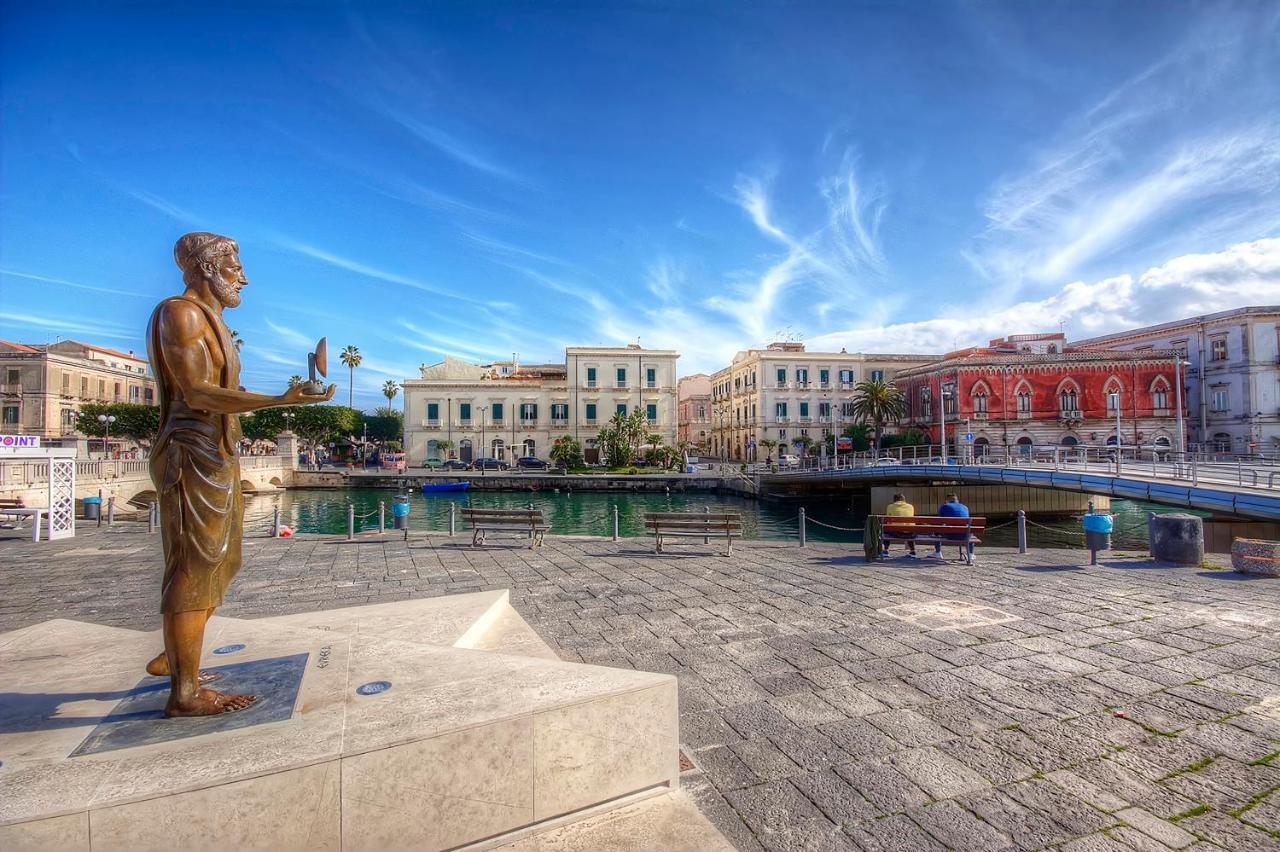 Tati'S House - Apartment Ortigia Wifi Syracuse Bagian luar foto
